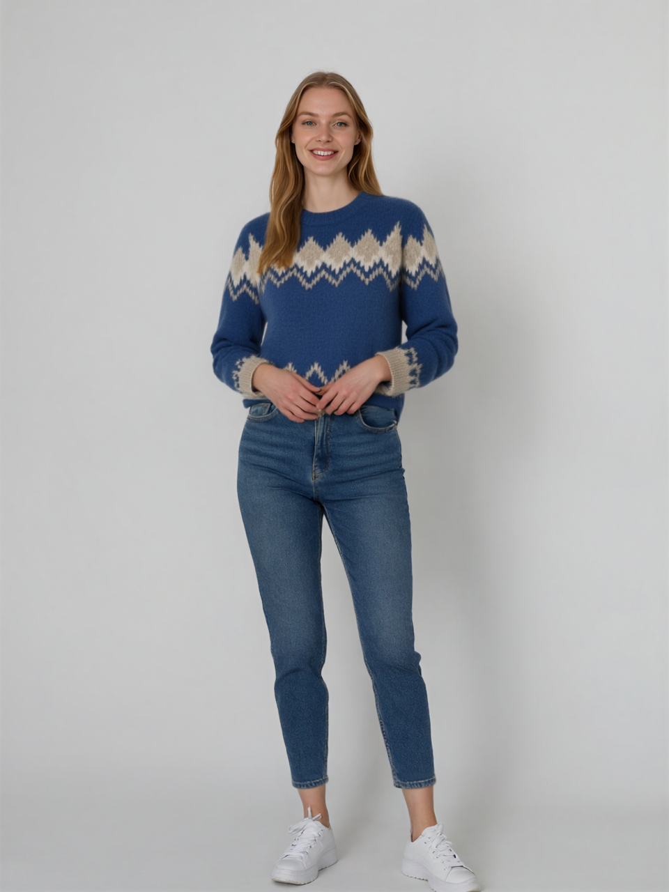 Elegancki sweter damski z okrągłym dekoltem – styl i wygoda