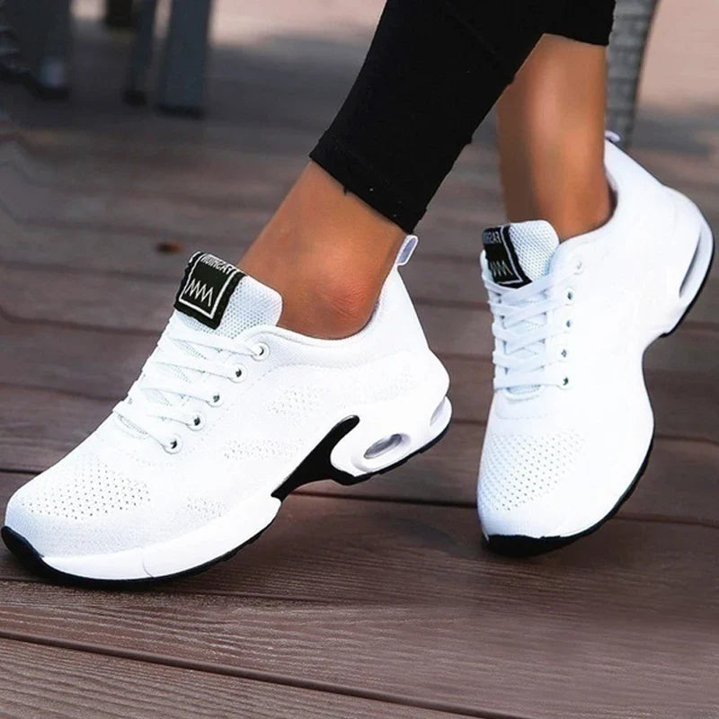 Buty sportowe Karo damskie | Lekka konstrukcja, oddychająca cholewka 0