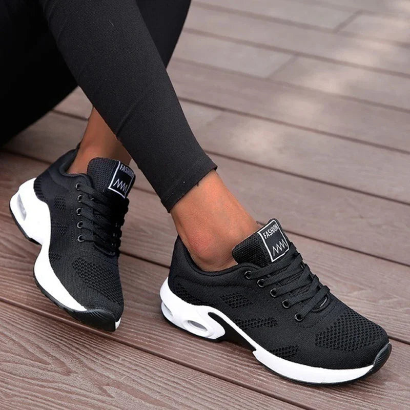 Buty sportowe Karo damskie | Lekka konstrukcja, oddychająca cholewka 9