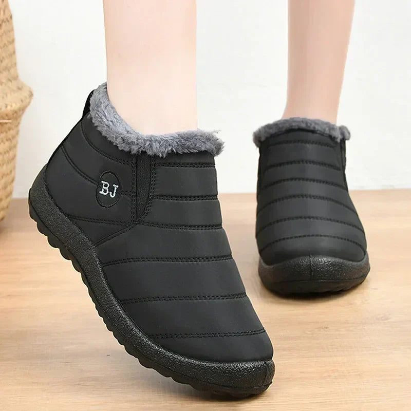 Buty zimowe Livia | Ocieplenie futerkiem, wodoodporne, damskie śniegowce 1