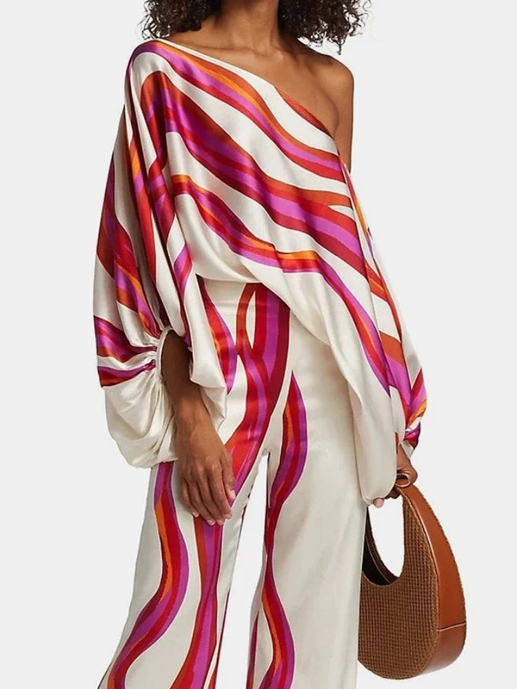 Elowen Komplet Damski | Elegancka Satyna, Asymetryczny Top, Szerokie Spodnie 3