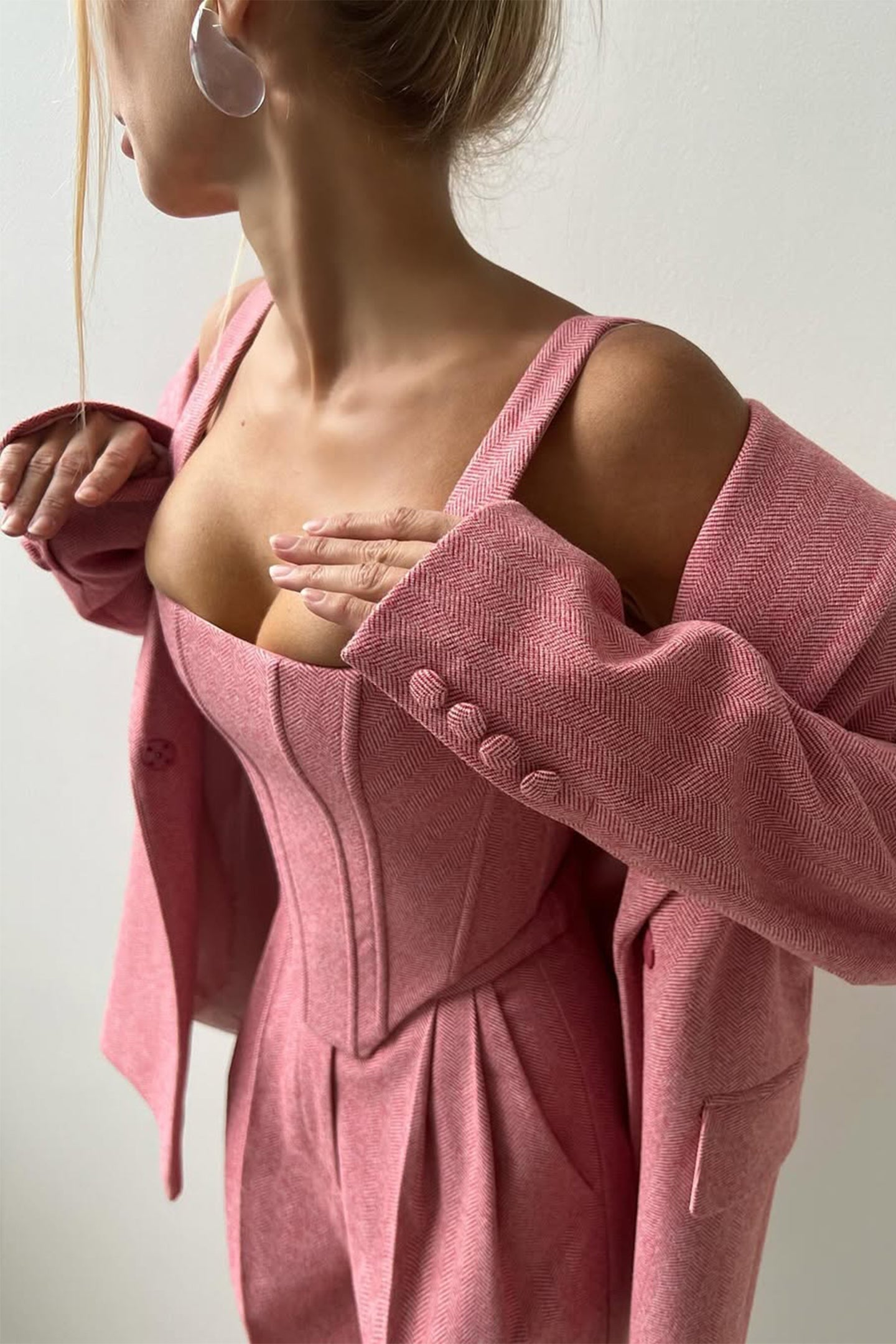 Garnitur Damski Lisa | Elegancka Marynarka, Gorsetowy Top, Szerokie Nogawki 7