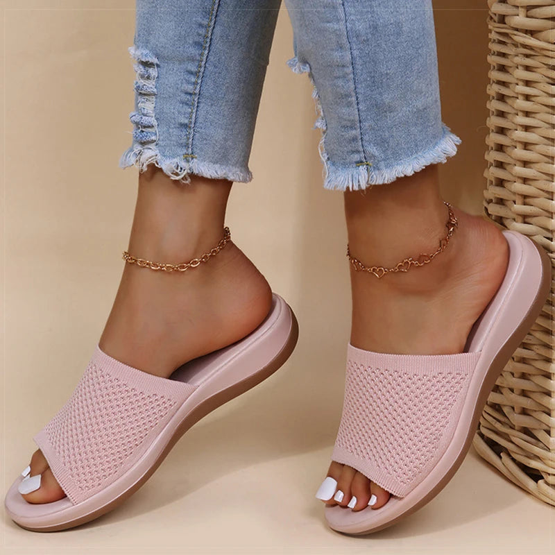 Klapki ortopedyczne Lila | Miękka podeszwa, przewiewna cholewka dla kobiet 0