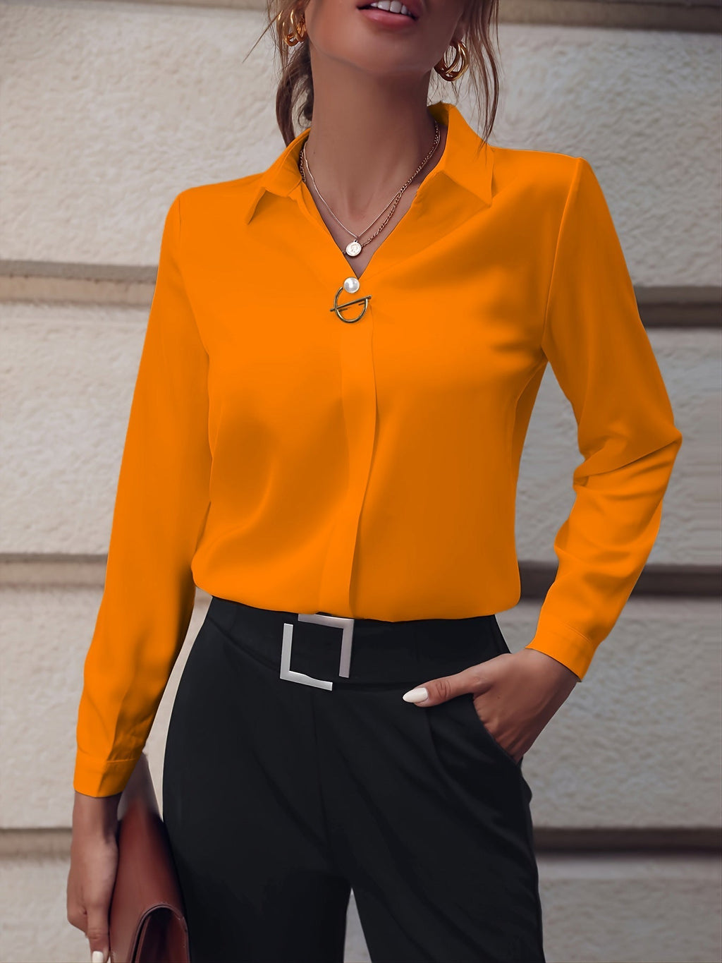 Koszula męska elegancka Lila | Minimalistyczny krój, ozdobne zapięcie 2