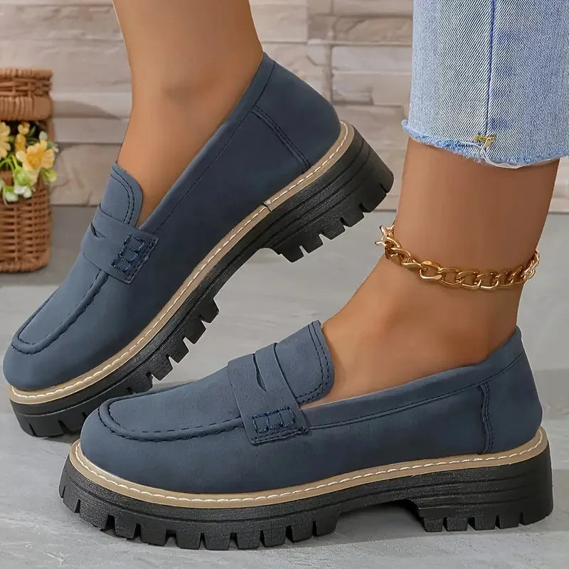 Loafers Calla | Elegancki Casual Styl, Ciemnoniebieskie z Masywną Podeszwą 0