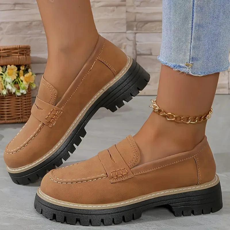 Loafers Calla | Elegancki Casual Styl, Ciemnoniebieskie z Masywną Podeszwą 5