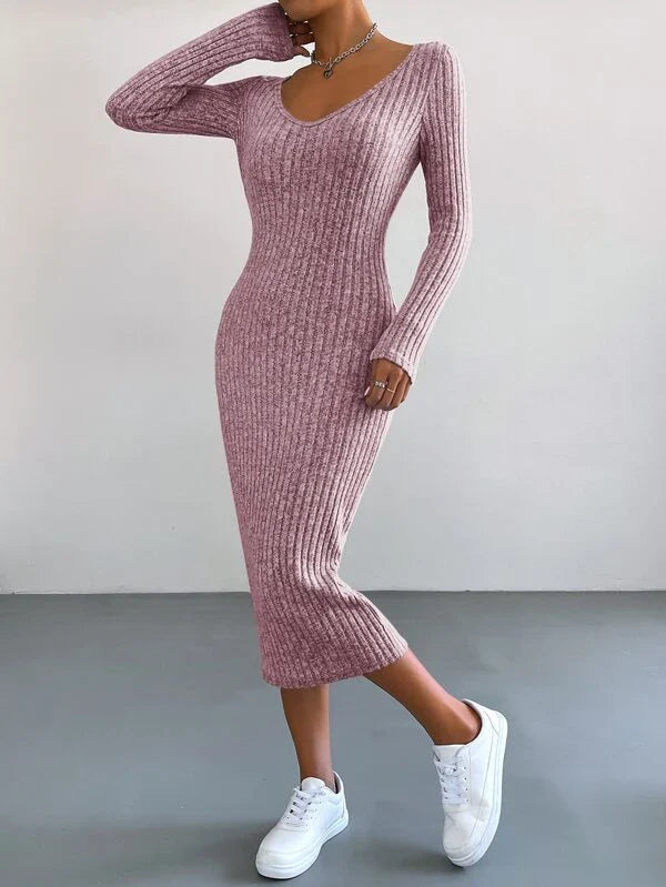 Marta Elegancka Sukienka Midi | Prążkowana Dzianina, Ciepła i Dopasowana 3