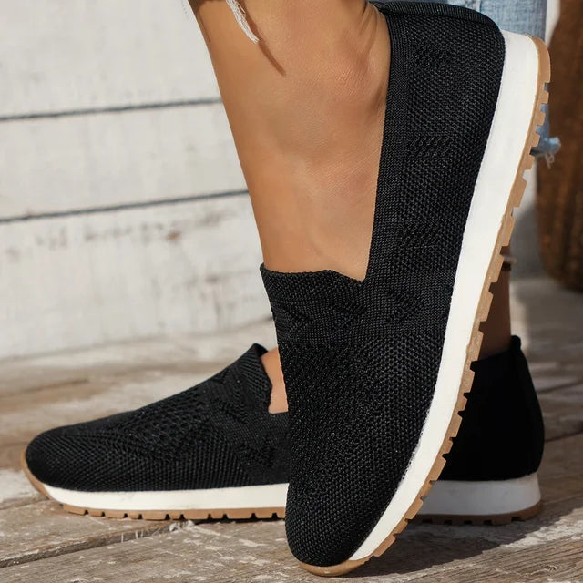 Sneakersy Paulina | Siateczkowe, białe sneakersy damskie na lato 1