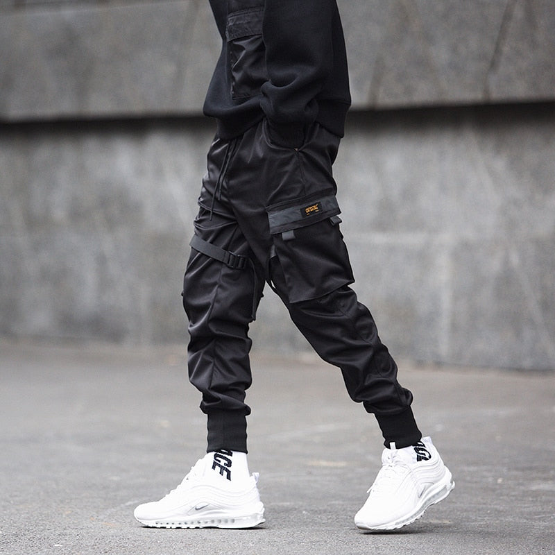 Spodnie męskie Joggery Techwear | Wysoka jakość, regulowane paski, głęboka czerń 4