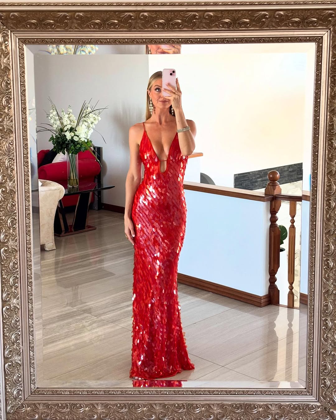 Sukienka Maya Długa | Cekinowa, Głęboki Dekolt, Ekskluzywna Elegancja 5