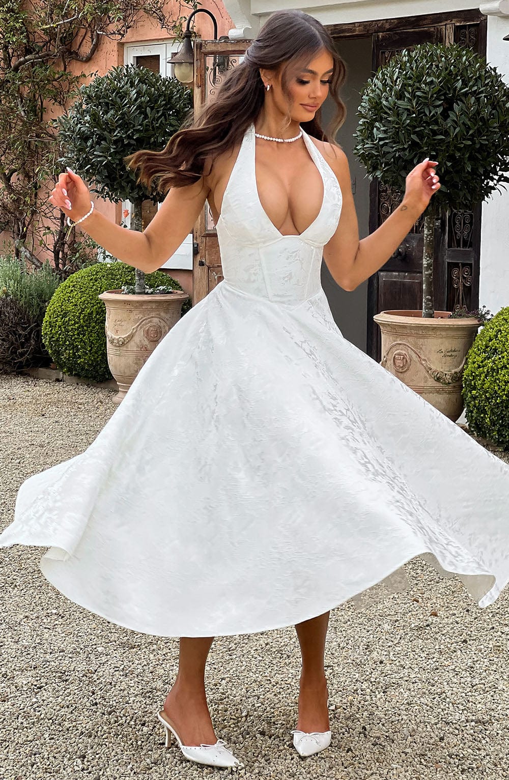Sukienka Midi Martyna | Fason Halter, Elegancki Styl na Wesele 4