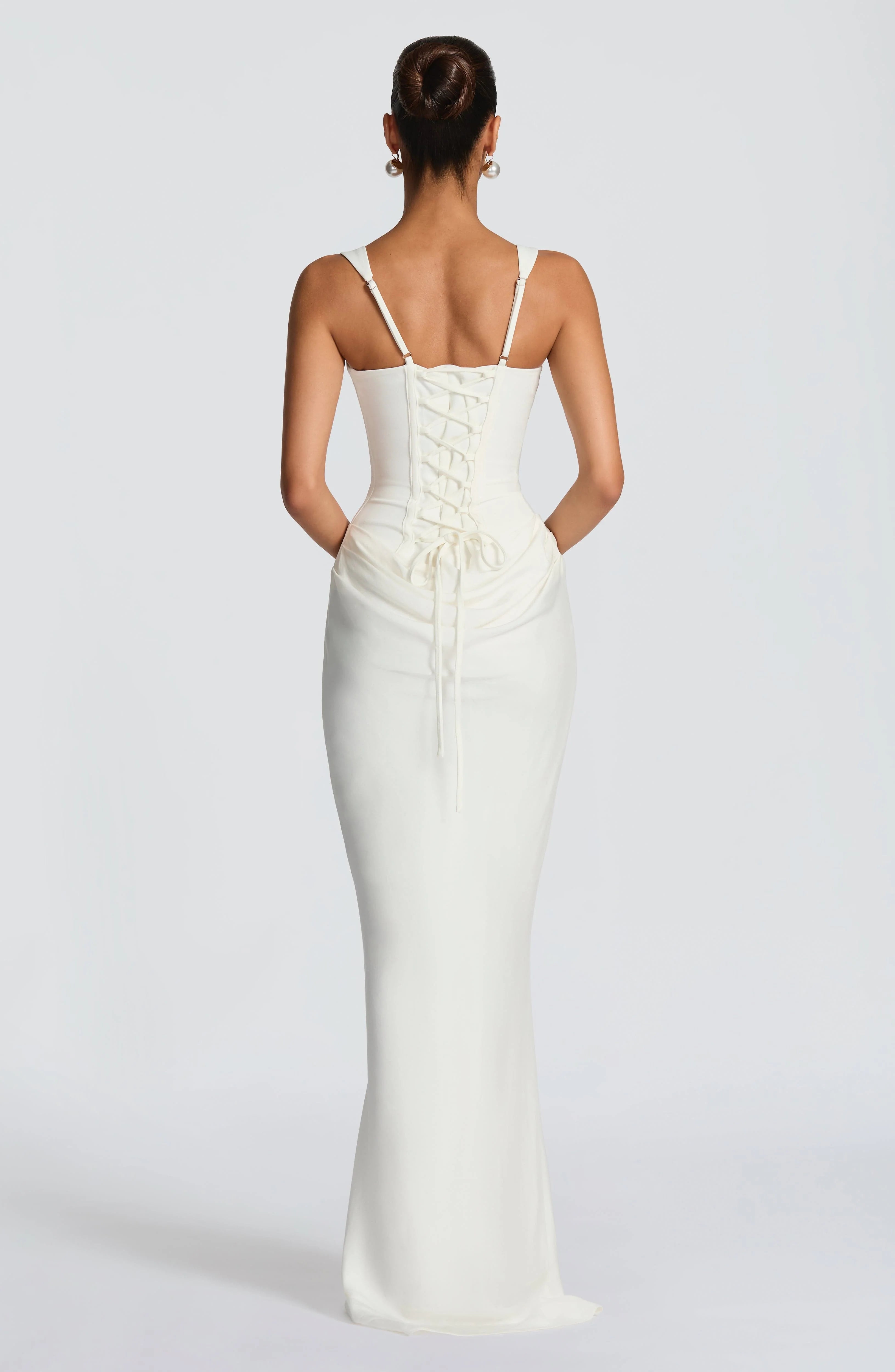 Sukienka maxi Lila | Elegancki krój, ramiączka na wesele 6