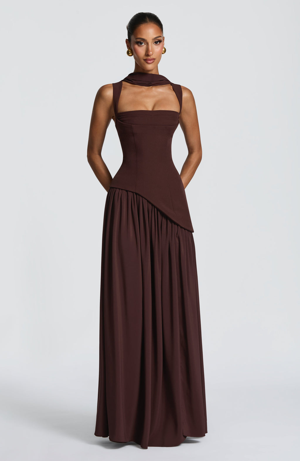 Suknia maxi Quendrida | Strukturalny krój, elegancki dekolt 7